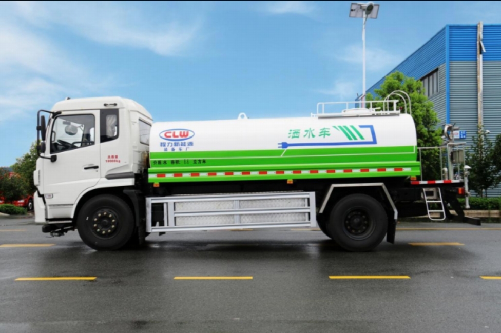 東風(fēng)天錦CL5182GSSBEV 型純電動(dòng)灑水車