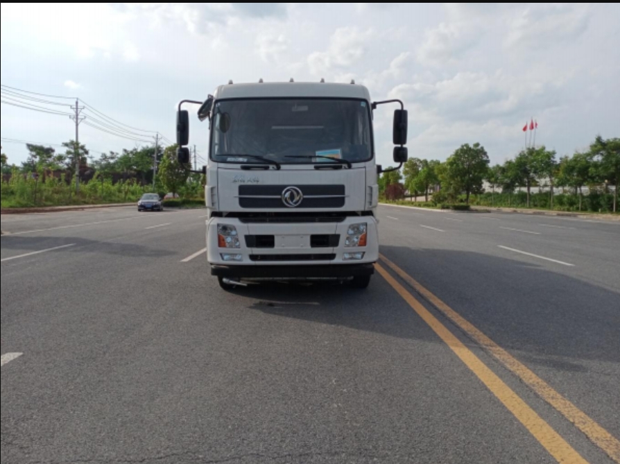 東風天錦CL5180TDYBEV 純電動多功能抑塵車